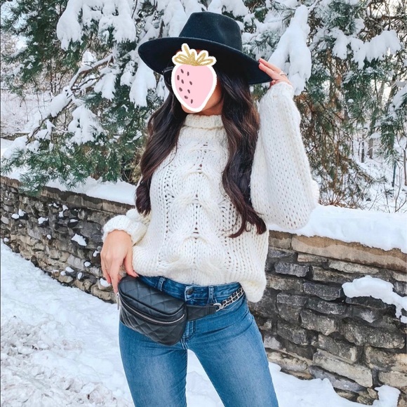 Black fedora panama hat with buckle - Picture 5 of 8